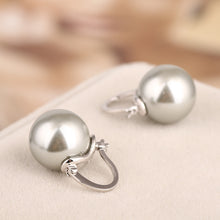 Load image into Gallery viewer, Fashion Explosion Single Pearl Ear Hoop Earring Women Earrings Jewelry
