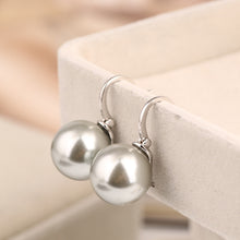 Load image into Gallery viewer, Fashion Explosion Single Pearl Ear Hoop Earring Women Earrings Jewelry
