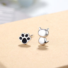 Load image into Gallery viewer, Black Drop Glaze Earring For Kitty
