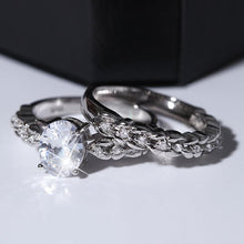 Load image into Gallery viewer, Exquisite openwork carved diamond set of 2 sets of couple rings
