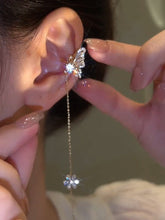 Load image into Gallery viewer, Butterfly Tassel Ear Cuff Without Piercing
